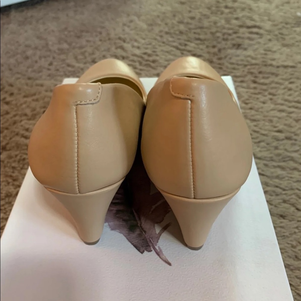 Tan Wedges - Picture 3 of 5